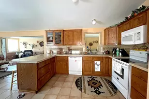 311 S Piedra Negra Dr, Queen Valley, AZ 85118 - Photo 2