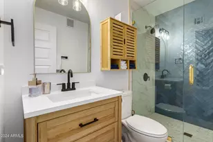 6936 E 4th St, Scottsdale, AZ 85251 - Photo 10