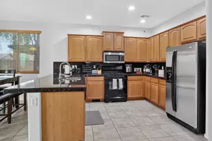 3713 W St Anne Ave, Phoenix, AZ 85041 - Photo 8