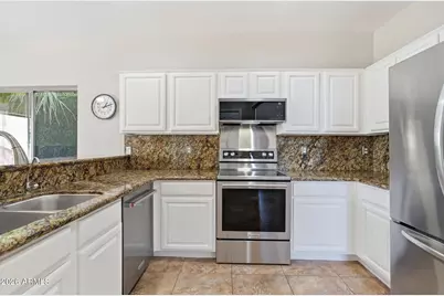 6334 N 6th Way, Phoenix, AZ 85012 - Photo 16