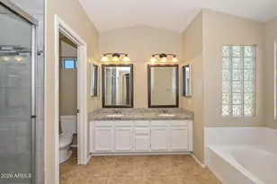 7110 W Via De Luna Dr, Glendale, AZ 85310 - Photo 32