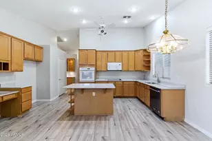 7001 W Lone Cactus Dr, Glendale, AZ 85308 - Photo 12