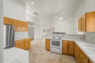 8807 W Williams Rd, Peoria, AZ 85383 - Photo 34