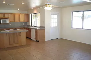 718 E Manhatton Dr, Tempe, AZ 85282 - Photo 6