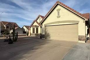 6732 S Vernon Dr, Chandler, AZ 85249 - Photo 2