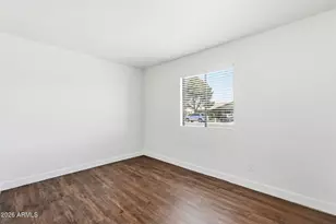 8952 W Royal Palm Rd, Peoria, AZ 85345 - Photo 18