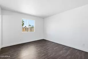 8952 W Royal Palm Rd, Peoria, AZ 85345 - Photo 14