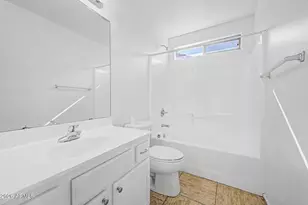 625 E Atlanta Ave, Phoenix, AZ 85040 - Photo 8