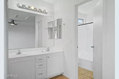625 E Atlanta Avenue, Phoenix, AZ 85040 - Photo 6