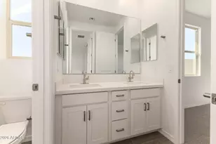 2370 E Dolcetto Dr, San Tan Valley, AZ 85143 - Photo 10