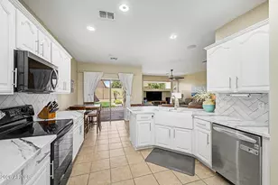 17630 W Crocus Dr, Surprise, AZ 85388 - Photo 10