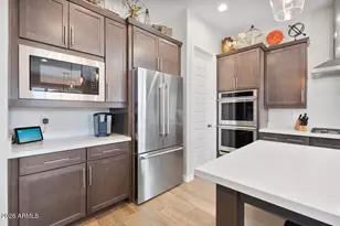 10523 E Thornton Ave, Mesa, AZ 85212 - Photo 12