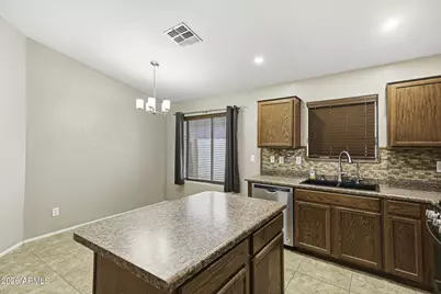 1413 E Leslie Avenue, San Tan Valley, AZ 85140 - Photo 10