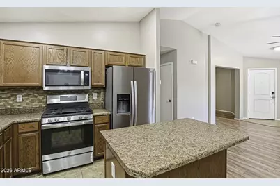 1413 E Leslie Avenue, San Tan Valley, AZ 85140 - Photo 8
