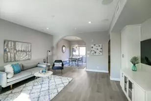 3935 E Rough Rider Rd, Phoenix, AZ 85050 - Photo 4