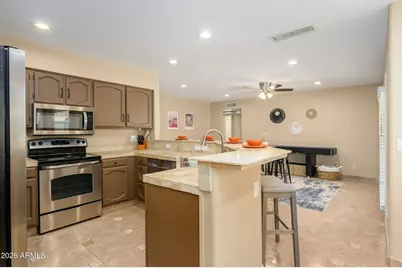 4408 W Yorkshire Drive, Glendale, AZ 85308 - Photo 10