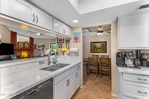 4211 E Ahwatukee Dr, Phoenix, AZ 85044 - Photo 14