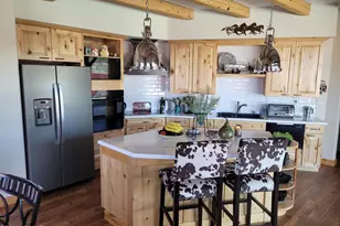 640 N Atchison Cir, Wickenburg, AZ 85390 - Photo 4