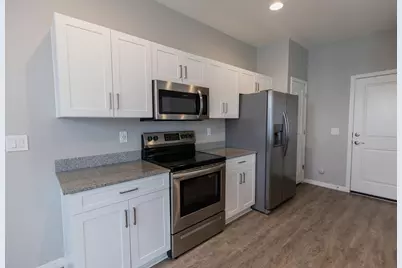 2950 N 38th Street #14, Phoenix, AZ 85018 - Photo 8