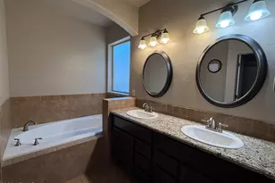 210 Desert Trail Dr, Sierra Vista, AZ 85635 - Photo 10