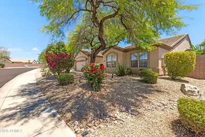 26217 N 46th Place, Phoenix, AZ 85050 - Photo 2