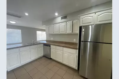 10902 W Montecito Avenue, Phoenix, AZ 85037 - Photo 8