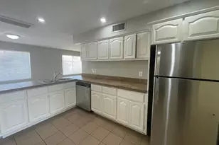 10902 W Montecito Ave, Phoenix, AZ 85037 - Photo 8