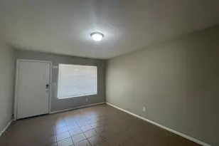 10902 W Montecito Ave, Phoenix, AZ 85037 - Photo 4
