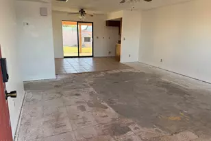 9957 W Pacifico Dr, Arizona City, AZ 85123 - Photo 6