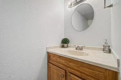 8841 N 12th Place, Phoenix, AZ 85020 - Photo 12