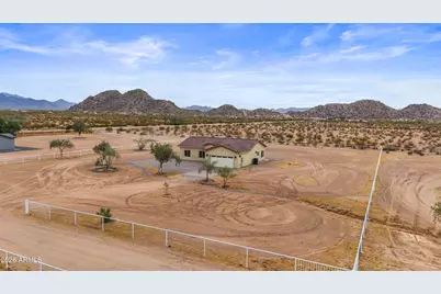 158 N Pettoshas Drive, Maricopa, AZ 85139 - Photo 28