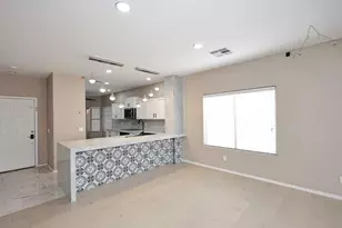 36950 W Mondragone Ln, Maricopa, AZ 85138 - Photo 10