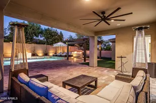 3950 E Patrick Ln, Phoenix, AZ 85050 - Photo 2