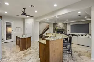 3950 E Patrick Ln, Phoenix, AZ 85050 - Photo 24