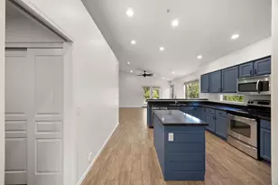 10290 E Mallow Cir, Scottsdale, AZ 85255 - Photo 6