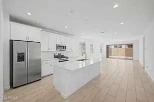 8046 W Granada Rd, Phoenix, AZ 85035 - Photo 2