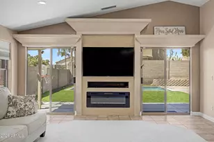 6436 W Saddlehorn Rd, Phoenix, AZ 85083 - Photo 8