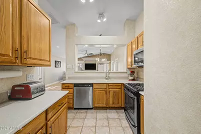 6436 W Saddlehorn Road, Phoenix, AZ 85083 - Photo 16