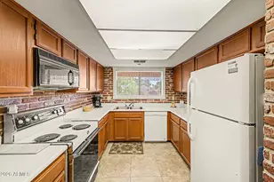 205 N 74th St, Mesa, AZ 85207 - Photo 8