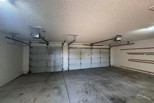 3927 E Lavender Ln, Phoenix, AZ 85044 - Photo 54