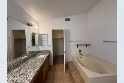 3927 E Lavender Lane, Phoenix, AZ 85044 - Photo 38