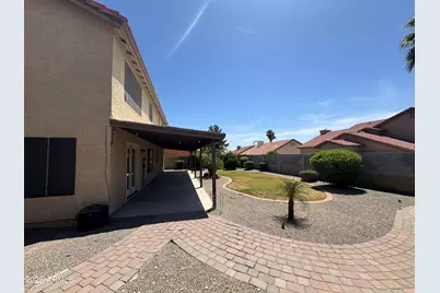 3927 E Lavender Lane, Phoenix, AZ 85044 - Photo 58