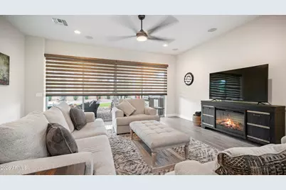 10356 E Wavelength Avenue, Mesa, AZ 85212 - Photo 16