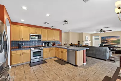 10162 E Olla Avenue, Mesa, AZ 85212 - Photo 2