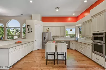 22439 N 45th Place, Phoenix, AZ 85050 - Photo 12
