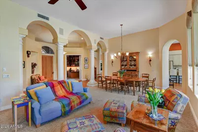 22439 N 45th Place, Phoenix, AZ 85050 - Photo 8