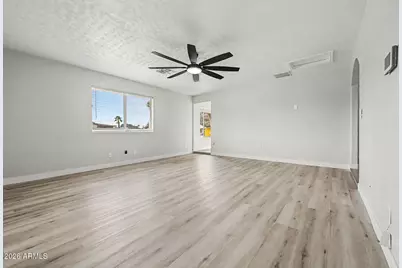 3008 W Angela Drive, Phoenix, AZ 85053 - Photo 8