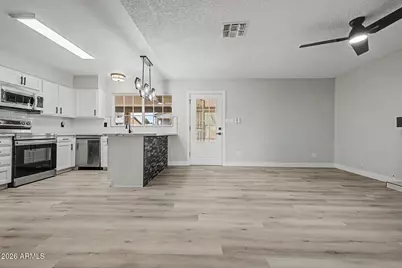 3008 W Angela Drive, Phoenix, AZ 85053 - Photo 16
