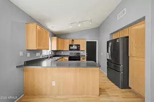 15283 W Eureka Trail, Surprise, AZ 85374 - Photo 18