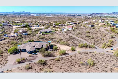 101 E Briles Road #-, Phoenix, AZ 85085 - Photo 10